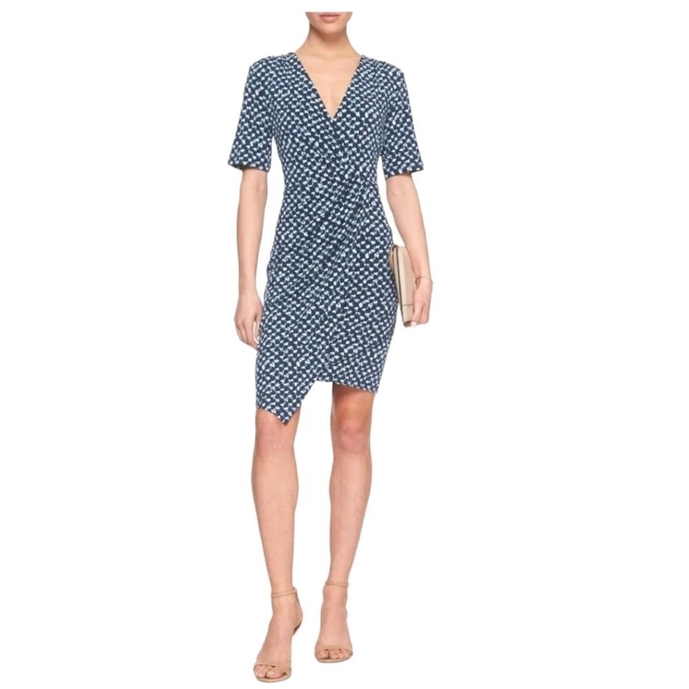 Banana Republic Bodycon Stretch Jersey Dress Asymmetrical hem PL Petite Large